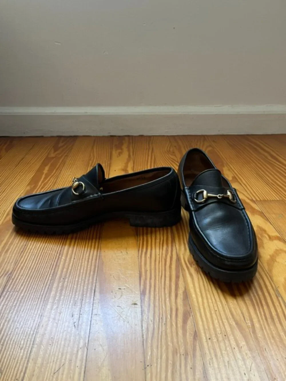 Gucci vintage black